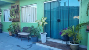 Casa ampla a 140 mts do mar Mariscal